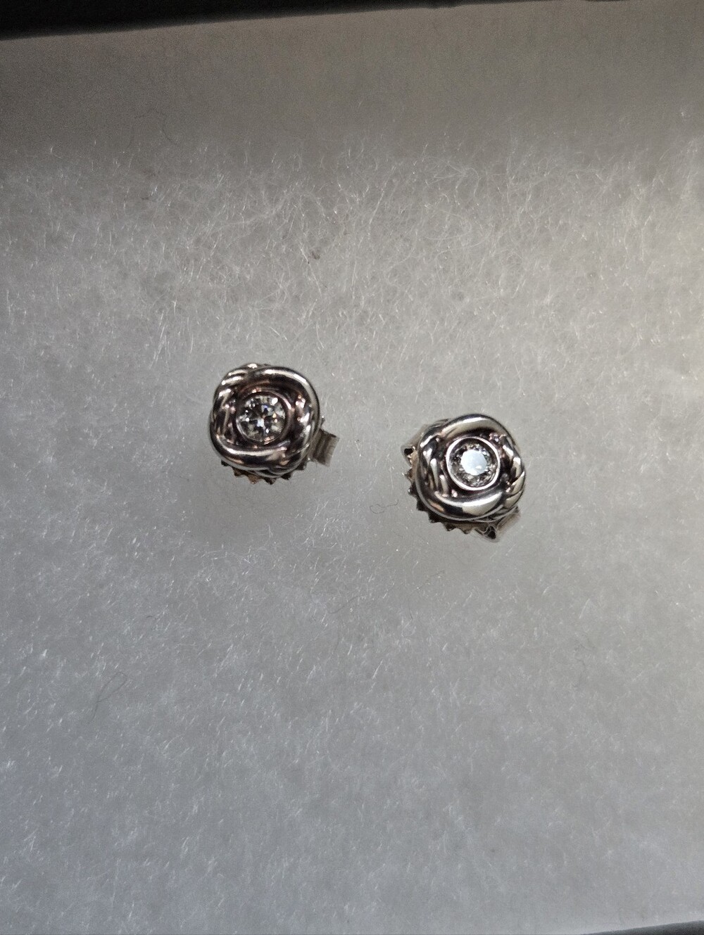 David Yurman Infinity Stud Earrings - Picture 3 of 9